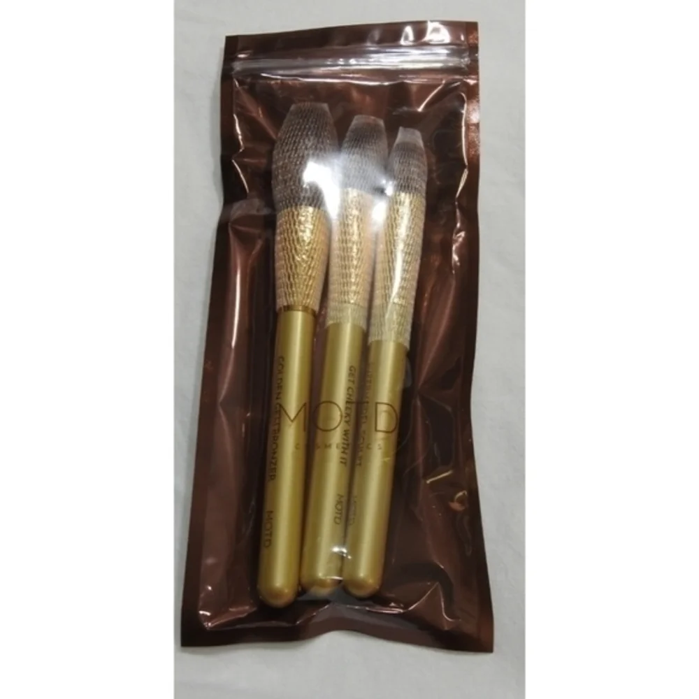 New M.O.T.D. Cosmetics Gold Goddess Brush‎ Set
